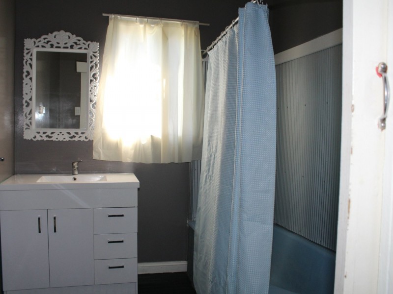 112 Coronation Avenue, Glen Innes NSW 2370