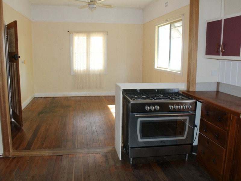 9 Church Street, Glen Innes NSW 2370
