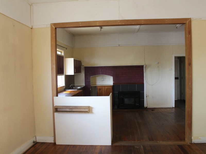 9 Church Street, Glen Innes NSW 2370