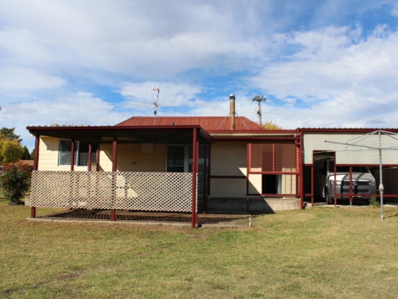 62 Derby Street, Glen Innes NSW 2370