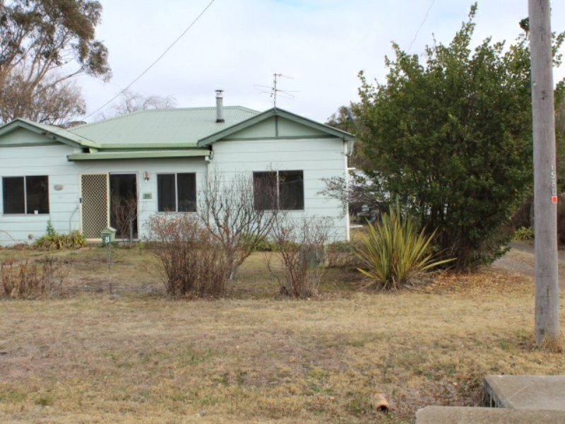 26 Bennett Street, Glen Innes NSW 2370