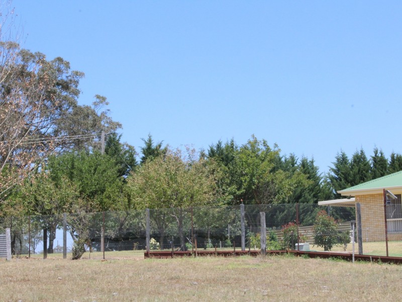 151 Whitmore Rd, Glen Innes NSW 2370