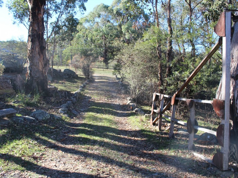 2816 Bates Road, Torrington NSW 2371