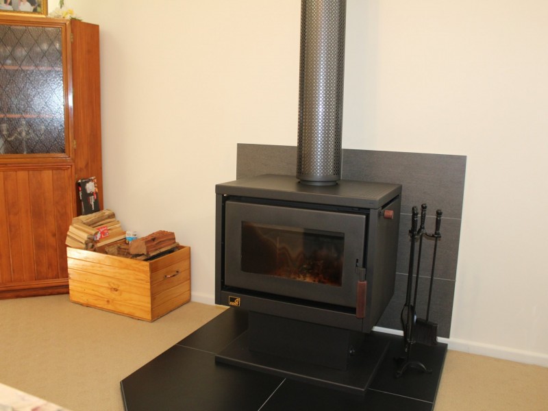 53 Lewis Street, Glen Innes NSW 2370