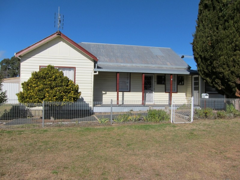 Unit 1/1 Short Street, Glen Innes NSW 2370