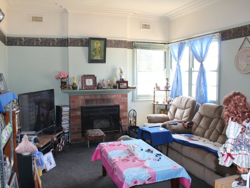68 Railway Street, Glen Innes NSW 2370