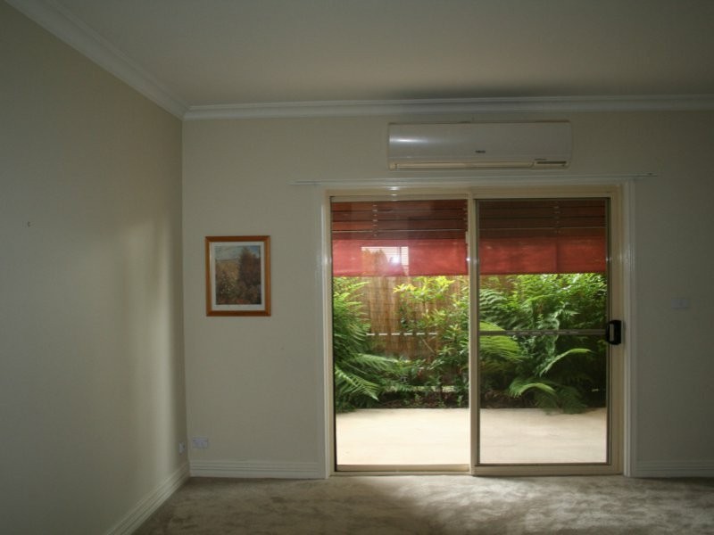 Unit 2/205 Bourke Street, Glen Innes NSW 2370