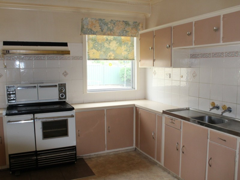 56 Coronation Avenue, Glen Innes NSW 2370