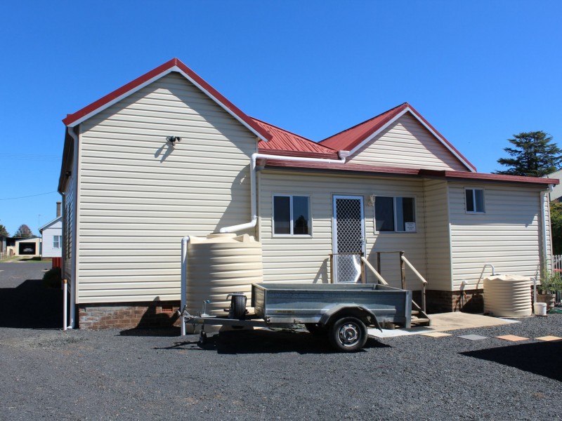 27 Macquarie Street, Glen Innes NSW 2370