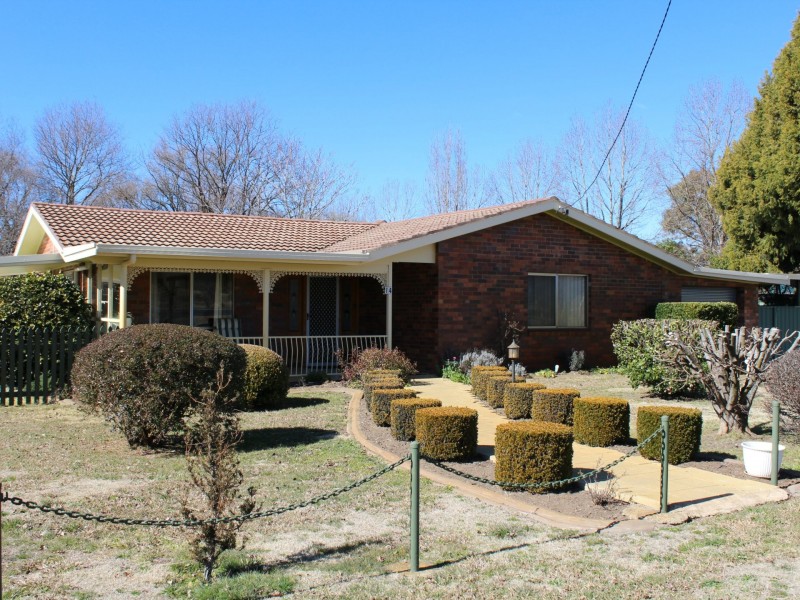 14 Railway Street, Glencoe NSW 2365