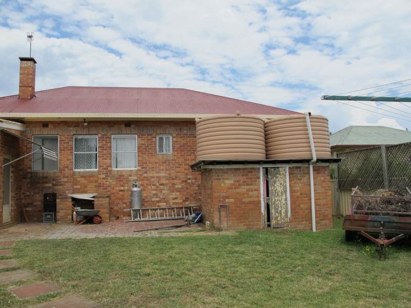 12 Clarke Street, Glen Innes NSW 2370