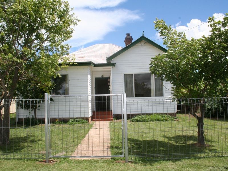 1/153 Herbert Street, Glen Innes NSW 2370