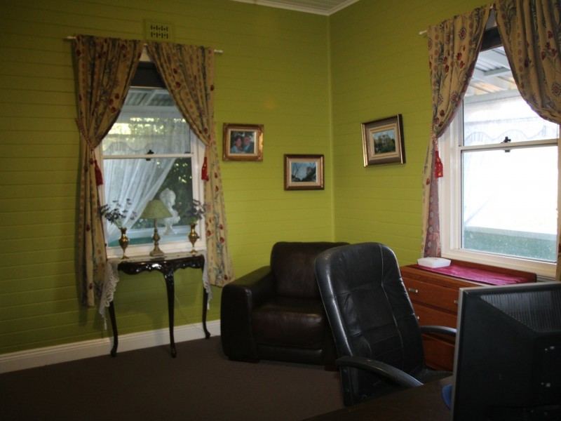 198 Meade Street, Glen Innes NSW 2370