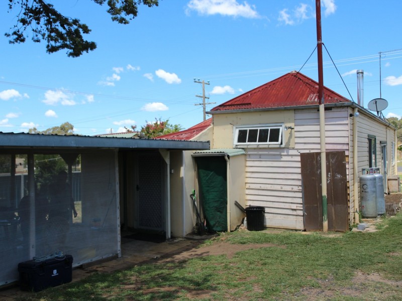 12 Oliver Street, Glen Innes NSW 2370