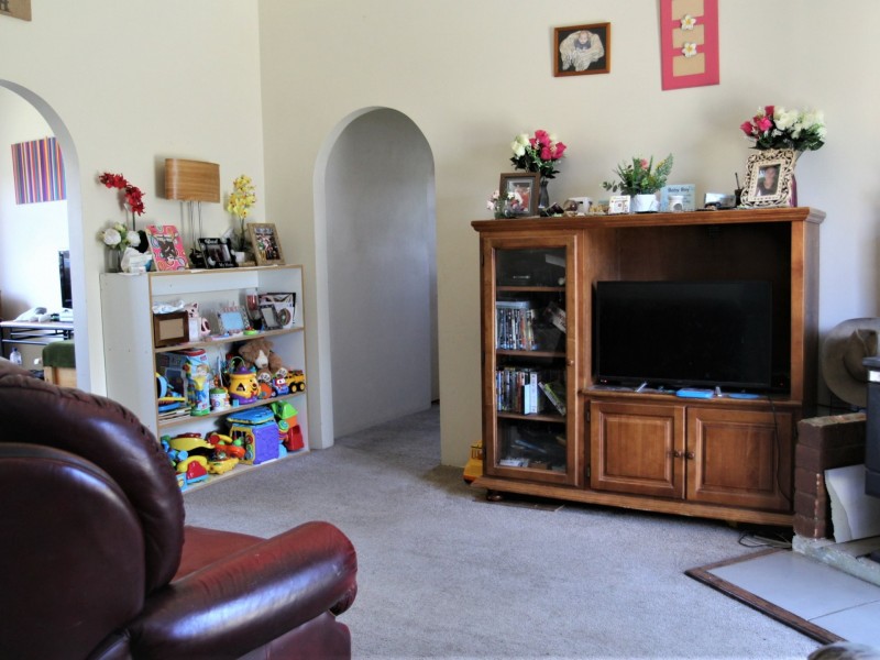 12 Oliver Street, Glen Innes NSW 2370