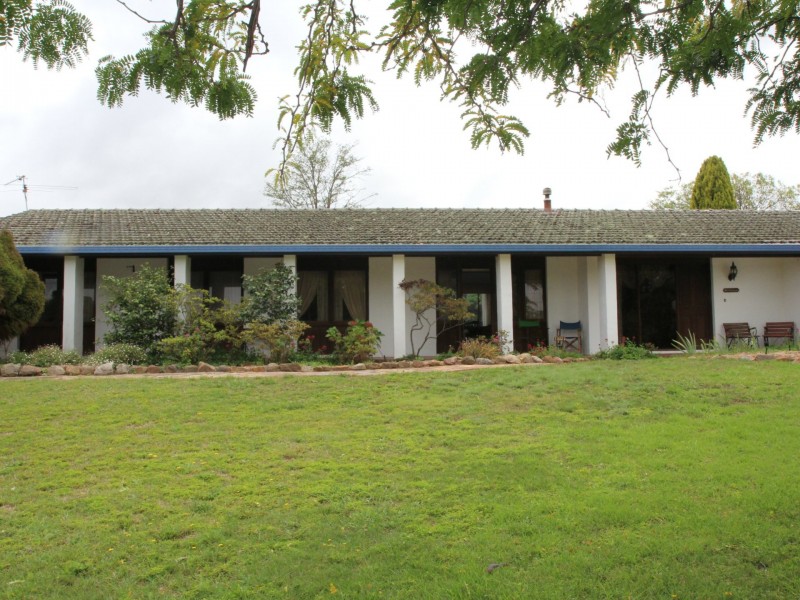 68-70 Heron Street, Glen Innes NSW 2370