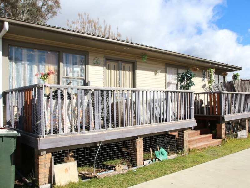 94B Coronation Avenue, Glen Innes NSW 2370