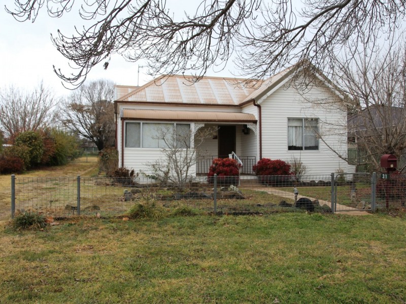31 Taylor Street, Glen Innes NSW 2370