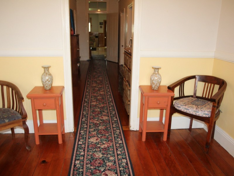 93 Church Street, Glen Innes NSW 2370