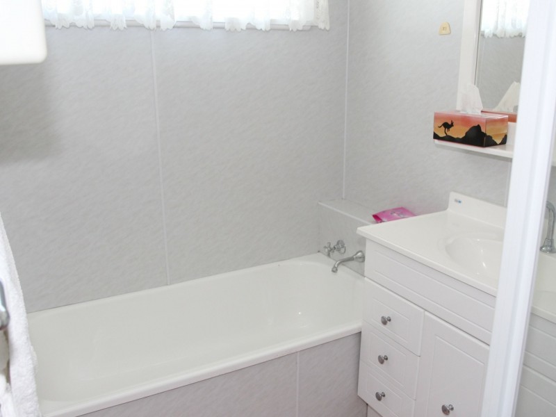 297 Bourke Street, Glen Innes NSW 2370