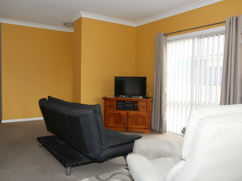 6A Meurant Street, Glen Innes NSW 2370