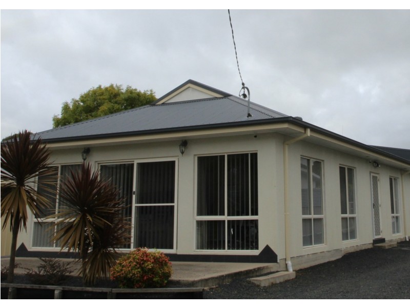 6A Meurant Street, Glen Innes NSW 2370