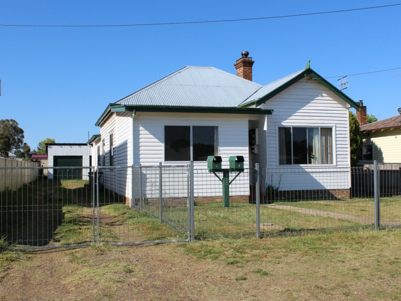2/153 Herbert Street, Glen Innes NSW 2370