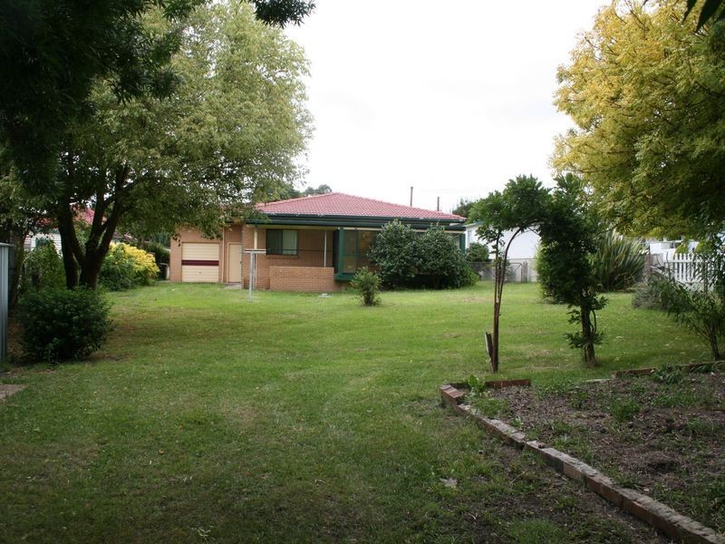 245 Meade Street, Glen Innes NSW 2370