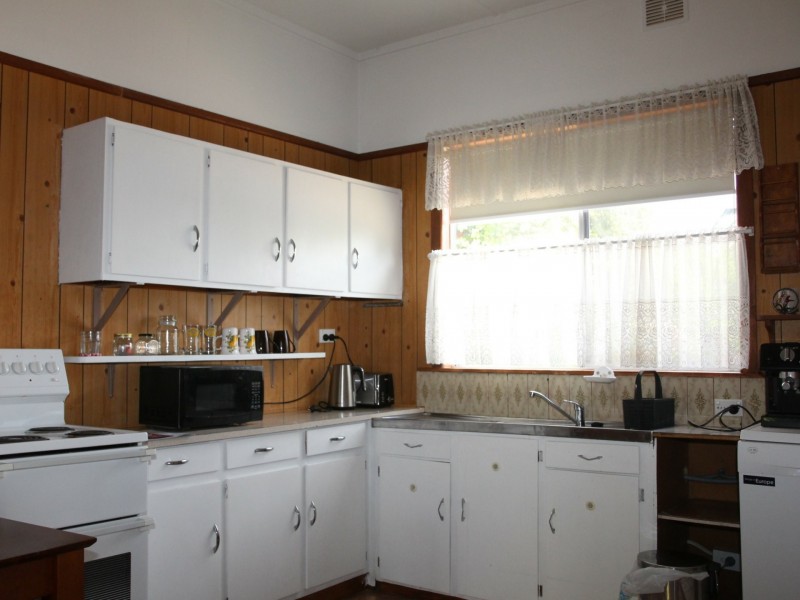 75 Lambeth Street, Glen Innes NSW 2370