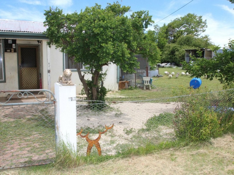 25 Thomas Street, Glen Innes NSW 2370