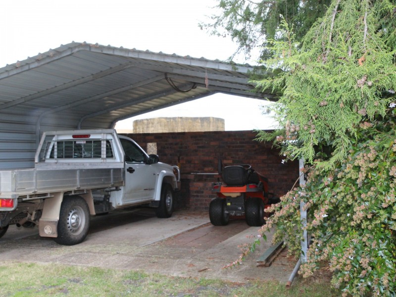 3 Lynch Road, Glen Innes NSW 2370