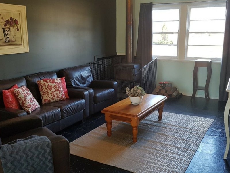 112 West Avenue, Glen Innes NSW 2370