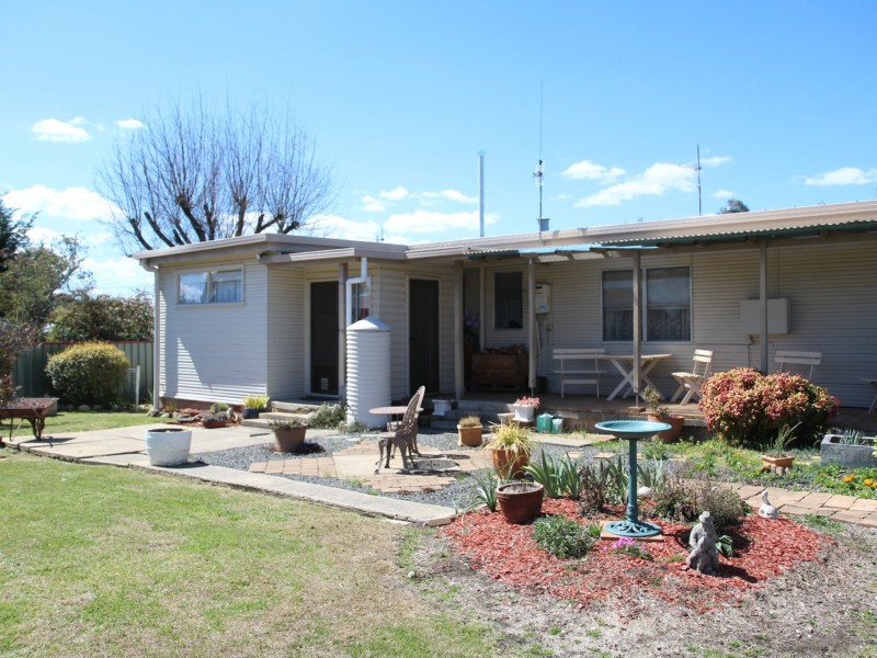 4 Clarke Street, Glen Innes NSW 2370