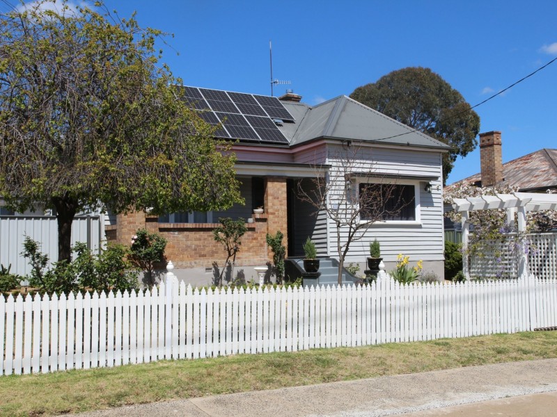 157 Meade Street, Glen Innes NSW 2370