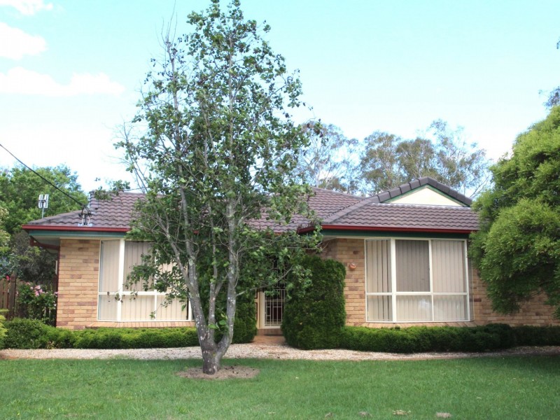 1 Cramsie Crescent, Glen Innes NSW 2370