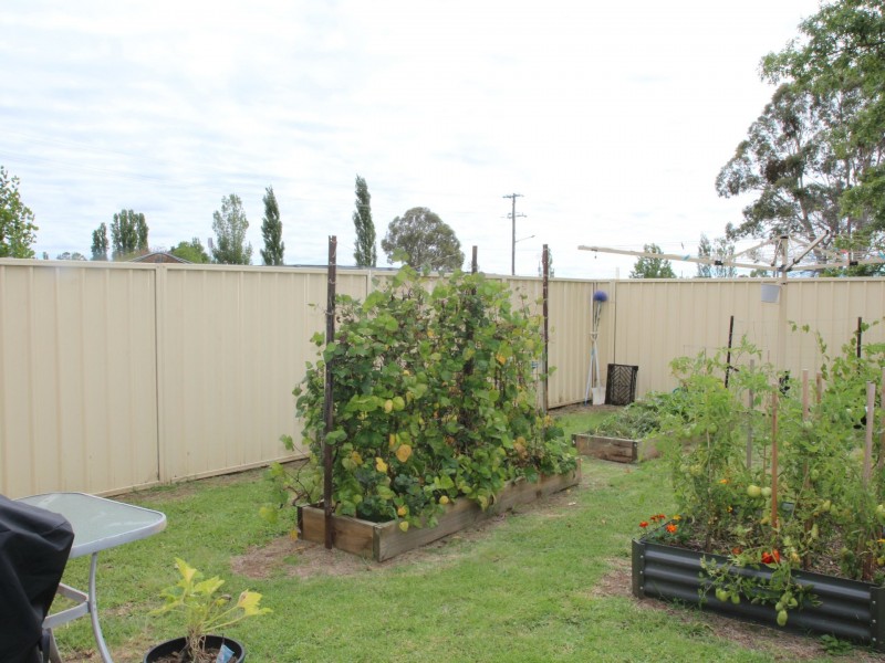 2/73 Abbott Street, Glen Innes NSW 2370