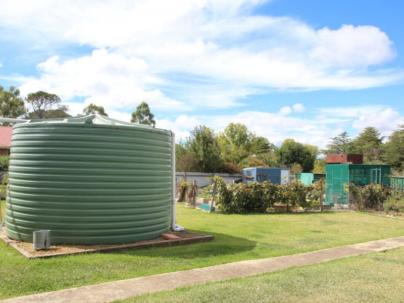 9 Railway Street, Glen Innes NSW 2370