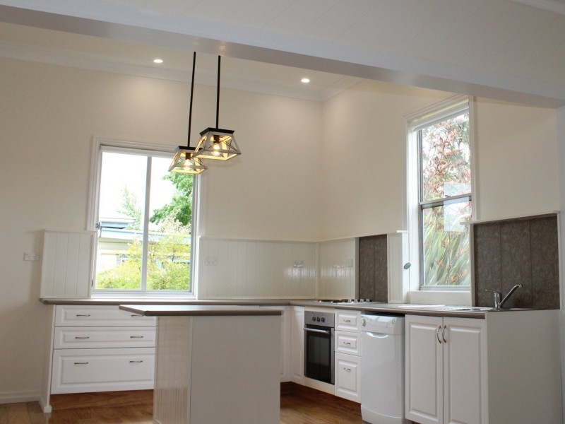 284 Bourke Street, Glen Innes NSW 2370