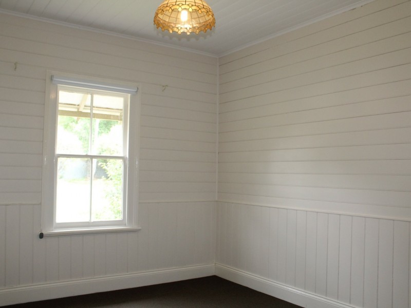 284 Bourke Street, Glen Innes NSW 2370