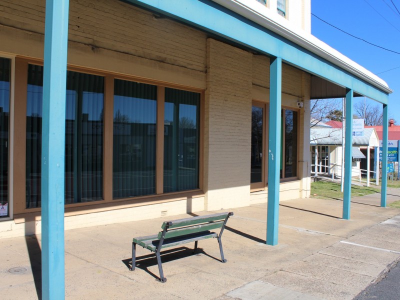 131 Bourke Street, Glen Innes NSW 2370
