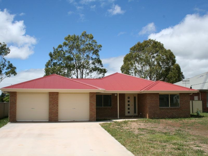 51 Abbott Street, Glen Innes NSW 2370