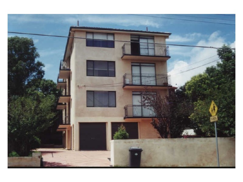 8/25 Morrison Road, Gladesville NSW 2111