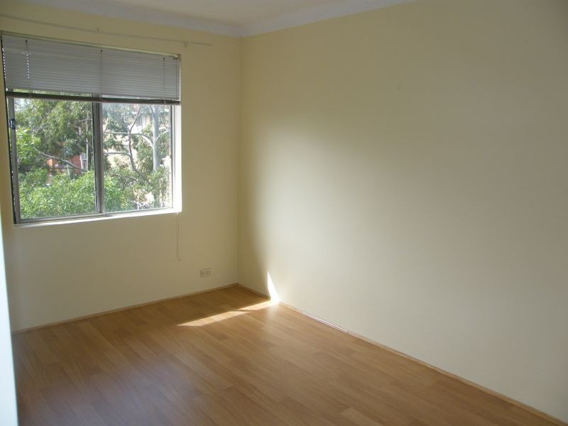 14/11A Cambridge Street, Gladesville NSW 2111