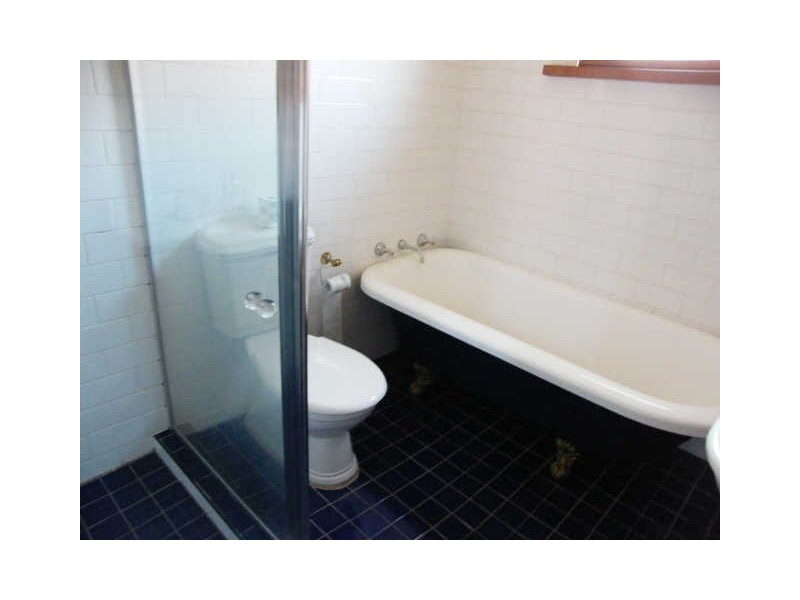 18 Cambridge Street, Gladesville NSW 2111