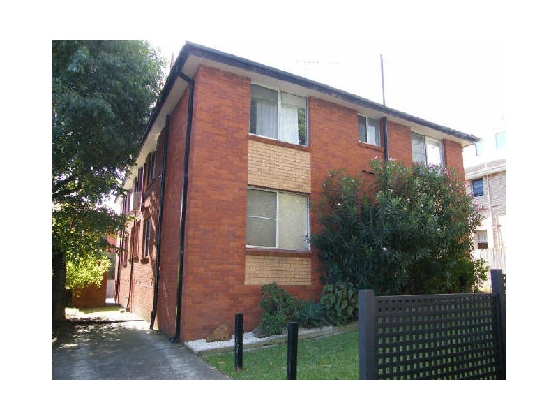 2/13 Jordan Street, Gladesville NSW 2111