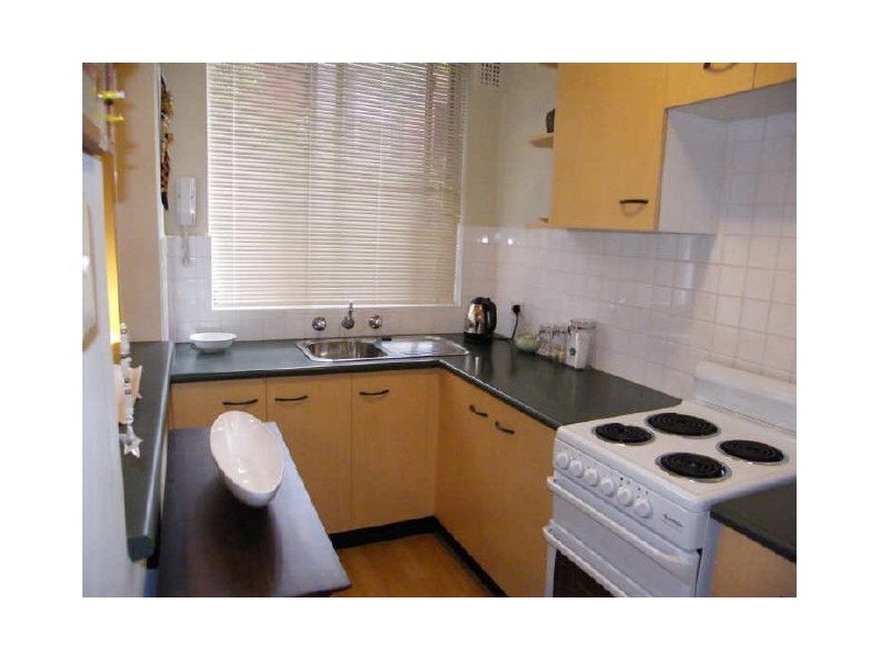 2/13 Jordan Street, Gladesville NSW 2111