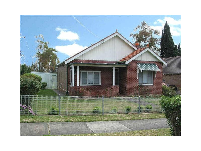 2 Lyndhurst Street, Gladesville NSW 2111