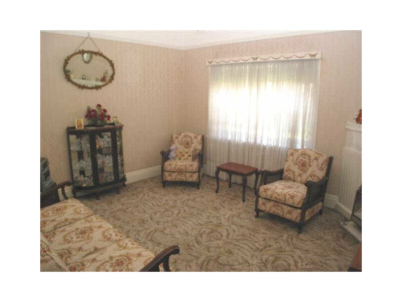 2 Lyndhurst Street, Gladesville NSW 2111