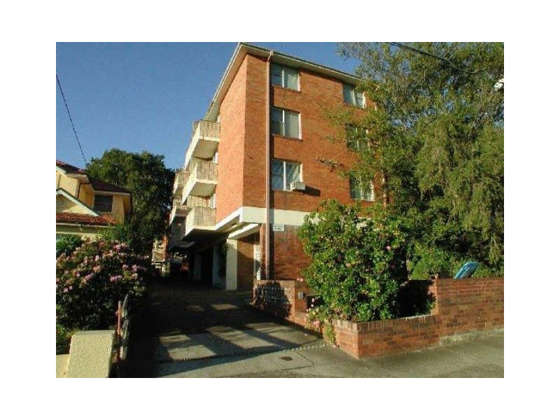 15/5 Western Crescent, Gladesville NSW 2111