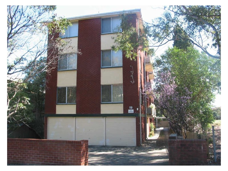 8/19 Meriton Street, Gladesville NSW 2111